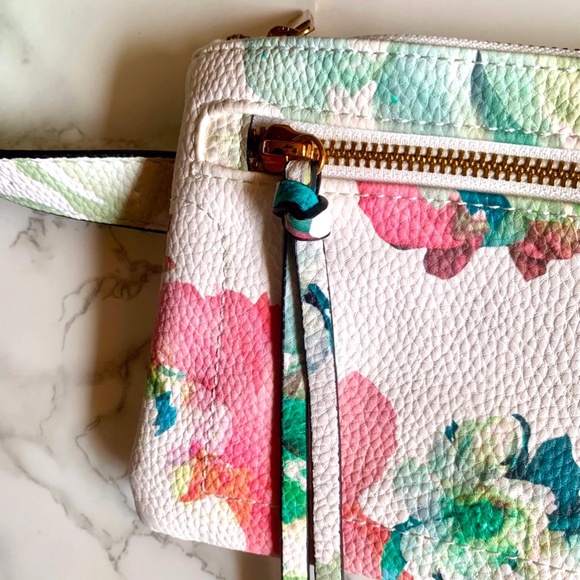 LOVE AND LORE Floral Belted Purse NWOT - Picture 2 of 9